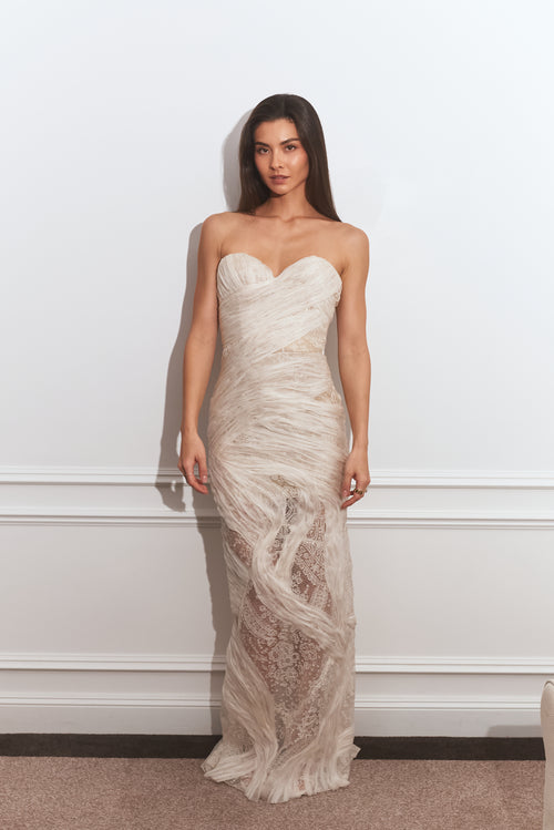 Ermano Scervino 2015 Lace Runway Gown