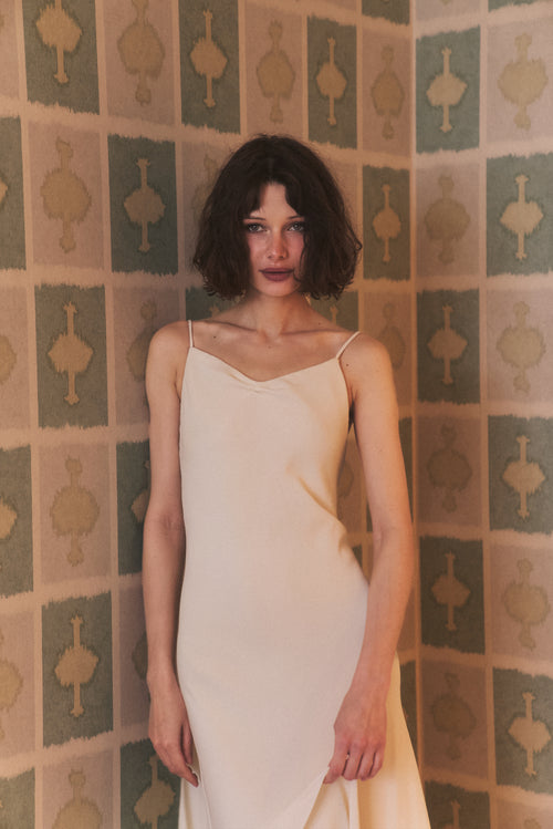 Early 2000s Vera Wang Detachable Train Gown