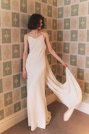 Early 2000s Vera Wang Detachable Train Gown